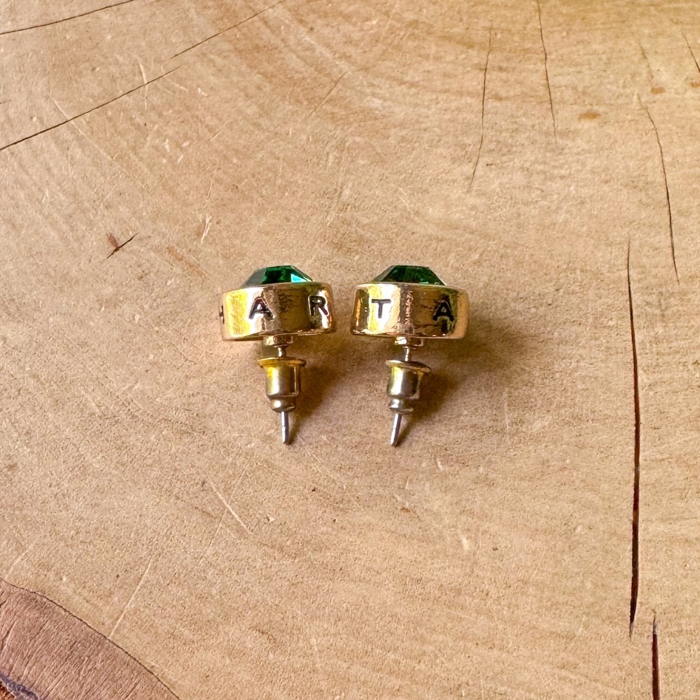 Tahari Round Emerald Green Glass Rhinestone Gold Stud Bezel Earrings - Picture 4 of 4
